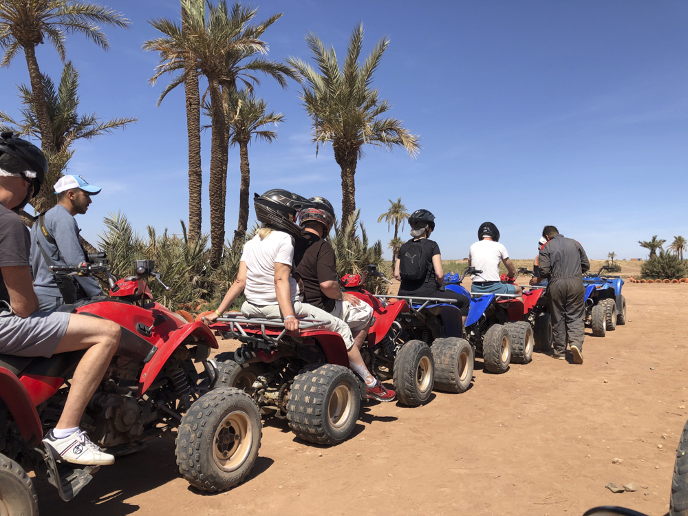 Découvrez le Maroc autrement avec nos circuits en 4x4 personnalisés - circuit 4x4 Maroc. à découvrir maintenant !